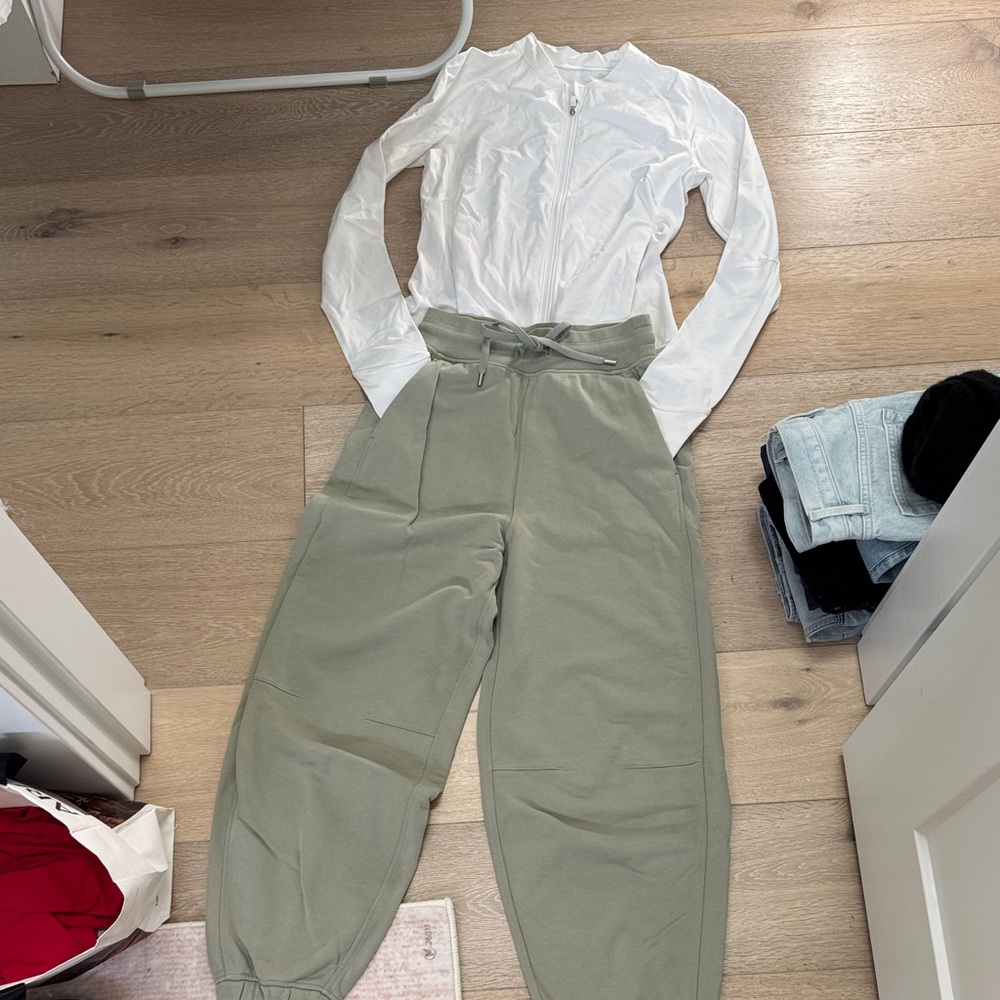 Lululemon Jacket+ Joggers Bundle